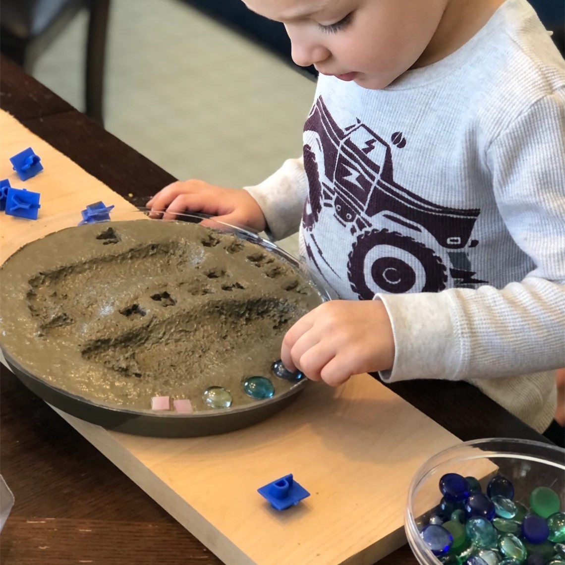 Personalized Grandma's Garden DIY Stepping Stone Kit Handprint Footprint Mother's Day Gift
