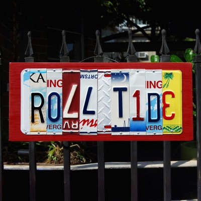 Alabama Crimson Tide License Plate Sign Football Fan Gift Man Cave Bar Decor