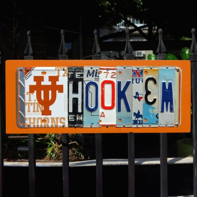 Texas Longhorns License Plate Sign Football Fan Gift Man Cave Bar Decor